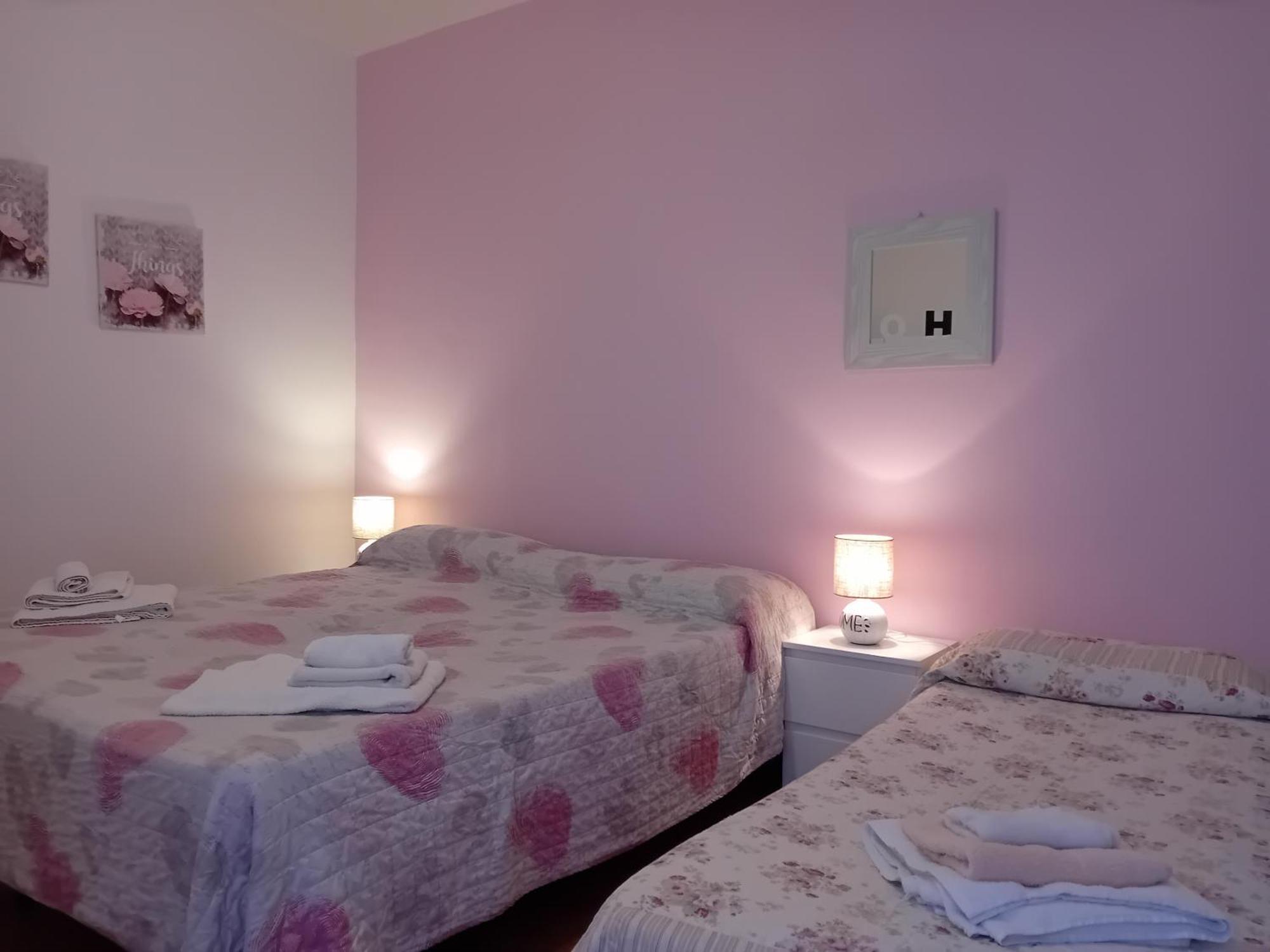 Garda City Home Family Apartments Room photo